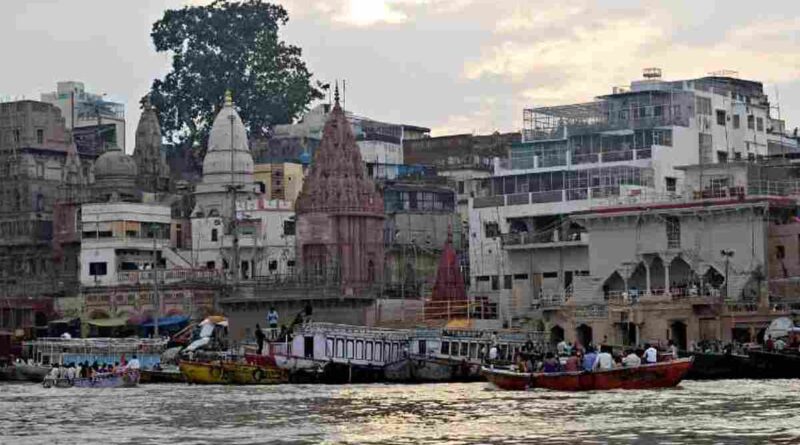 पनघट - स्व. श्री नवल सिंह भदौरिया रचित हिंदी कविता पढ़ें यह कविता